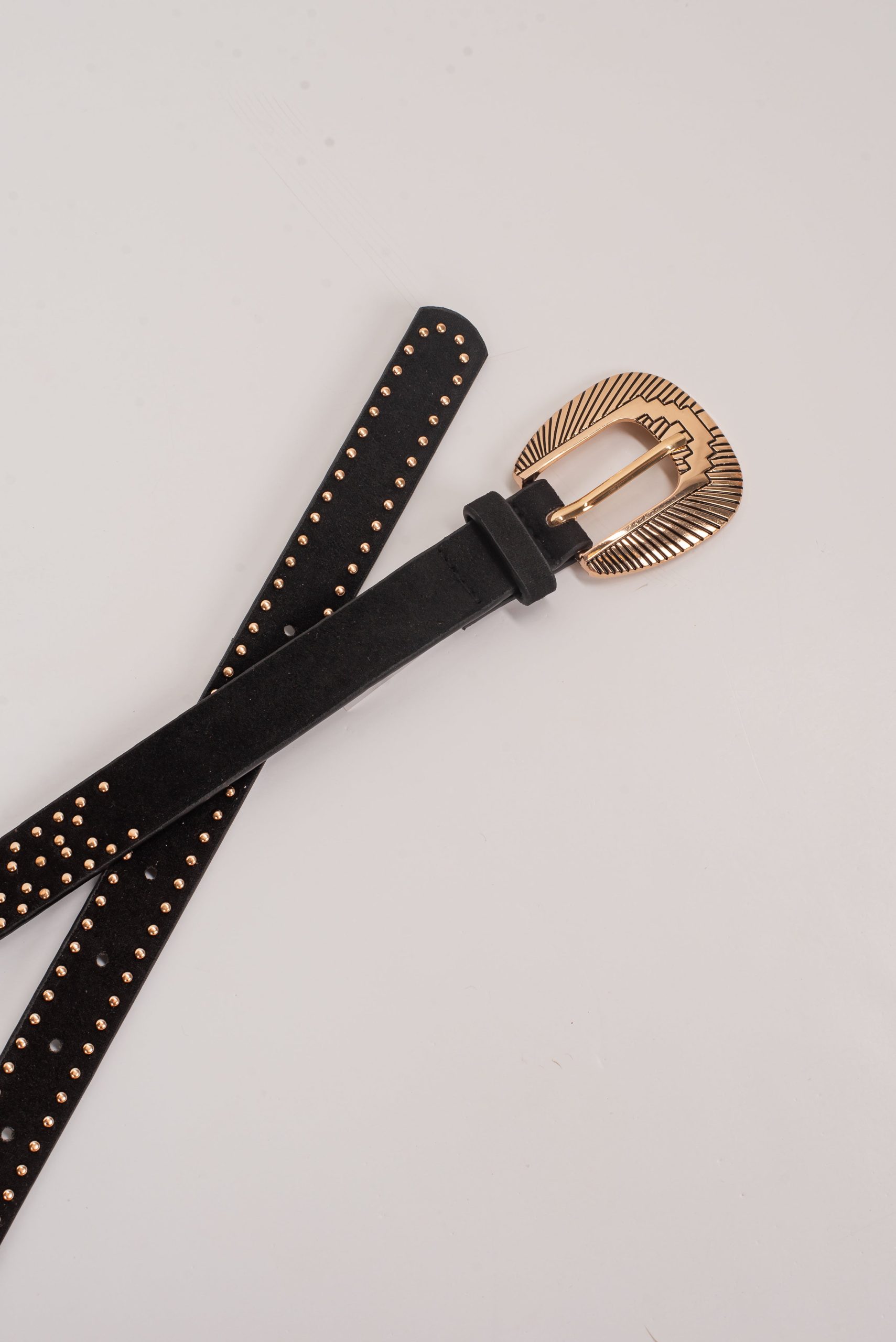 shopdressup_black_studded_belt.jpg